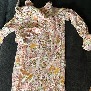 Magnetic Me Newborn Gown & Hat